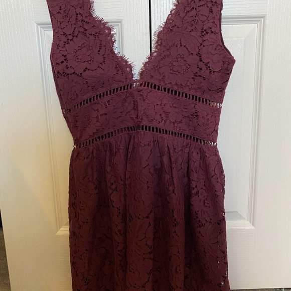 Dress - Picture 2 of 2